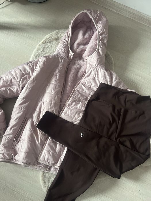 Geacă cu două fețe și colanți