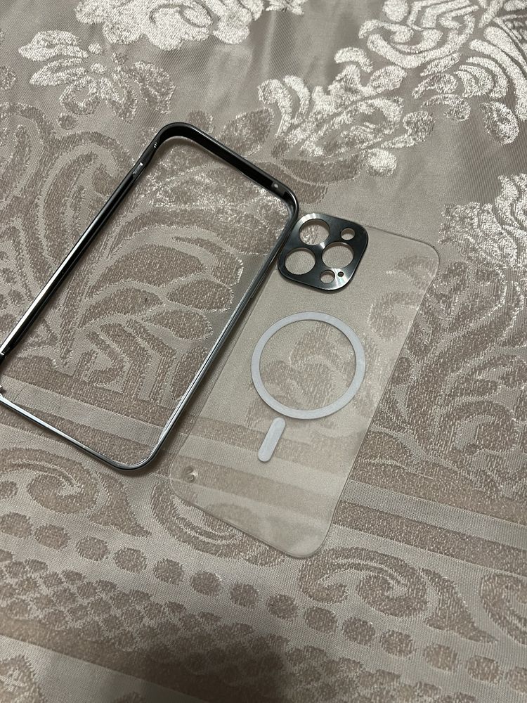 Продавам калъфи/case за Iphone 13 Pro Max