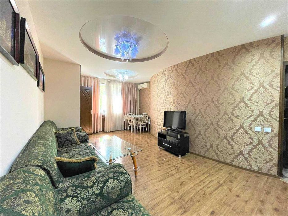 Сдам трехкомнатную квартиру