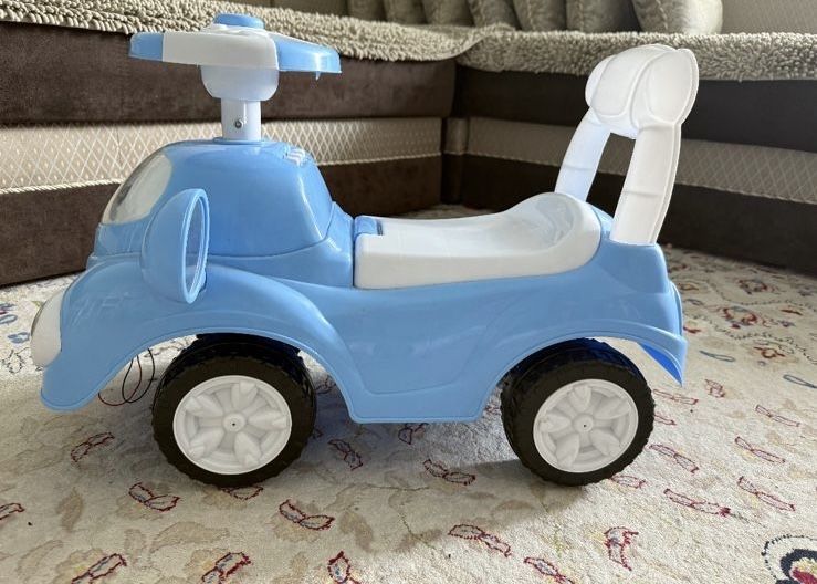 Детская машина и толокар
