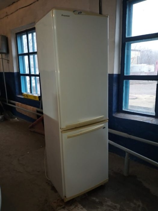 Холодильник сатылады