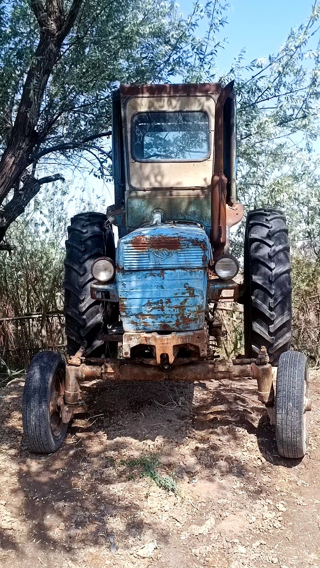 T28 traktor satiladi