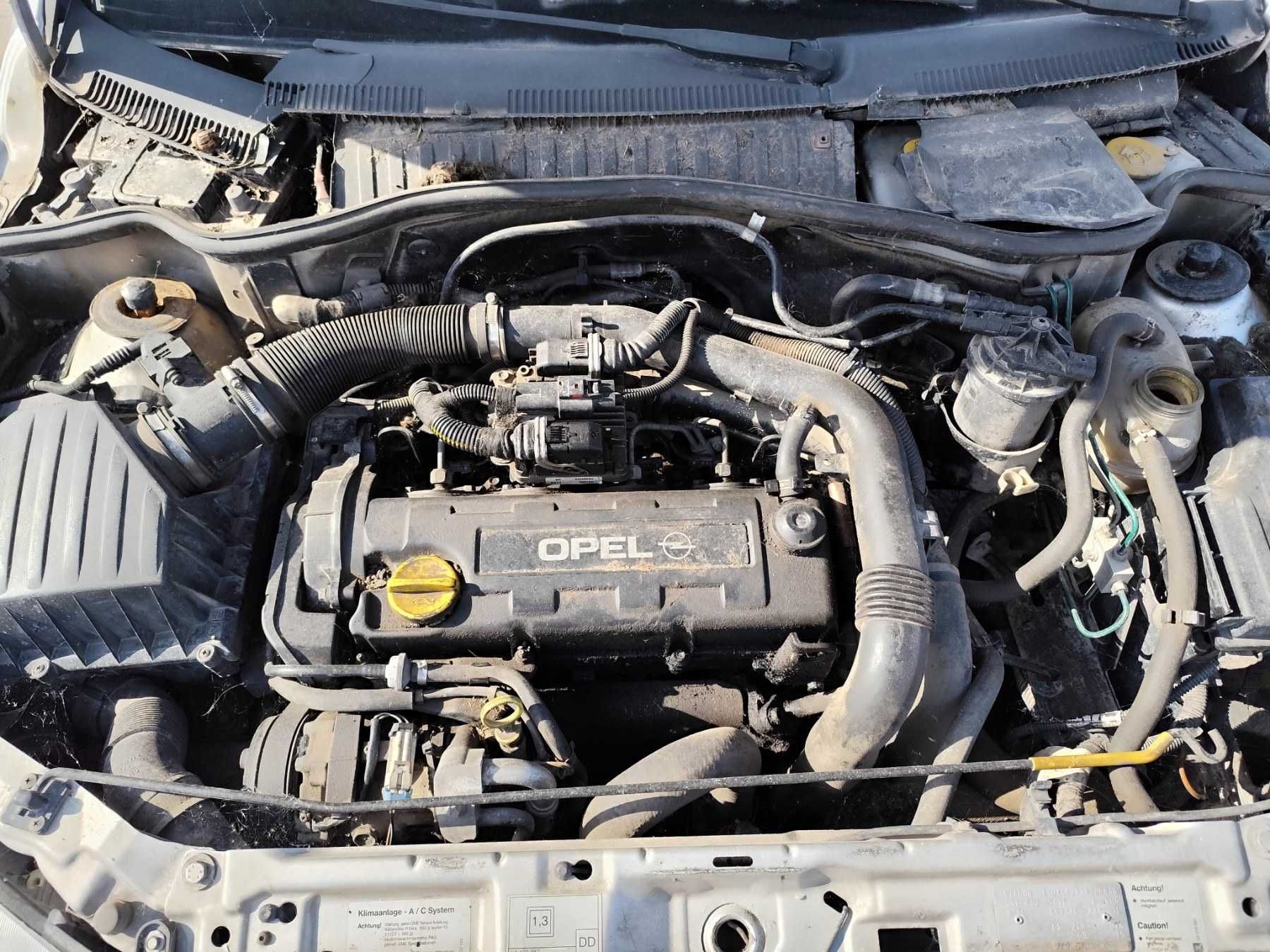 Opel Corsa 1.7DTI - 75к.с - 2002г. на части