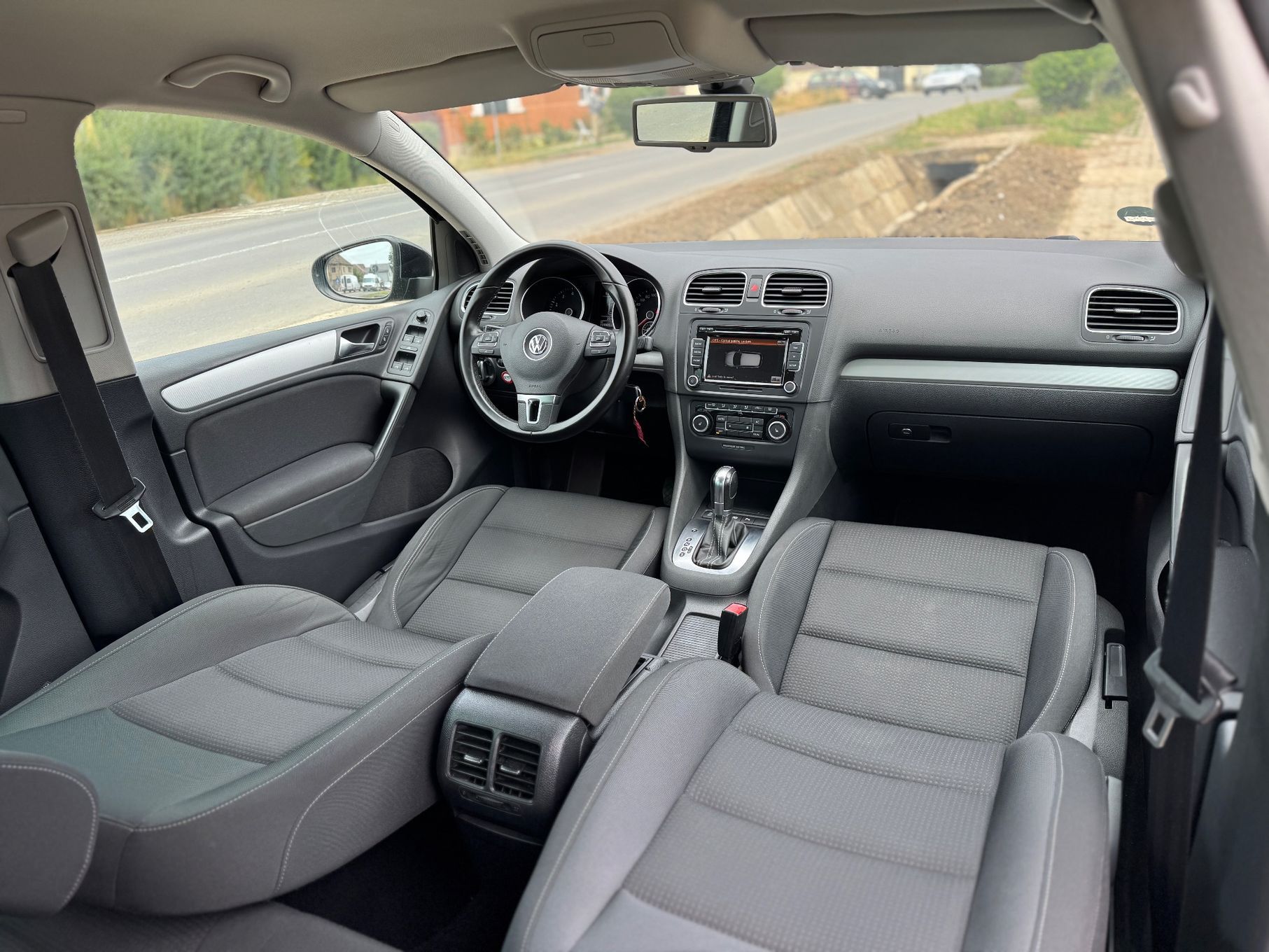 Volkswagen Golf 6•Benzina•Automata •Navigatie•TEAM•DSG•Euro 5