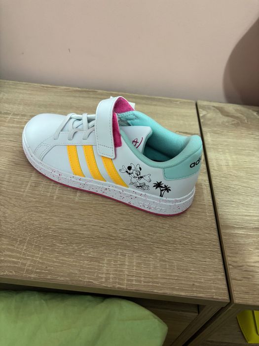 Маратонки за момичета