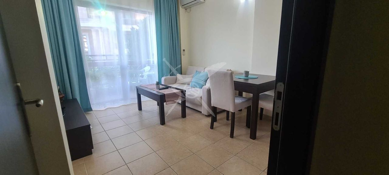 Продава се Двустаен апартамент в Свети Влас - 52 кв.м за 1193 €/кв.м - Снимка #2