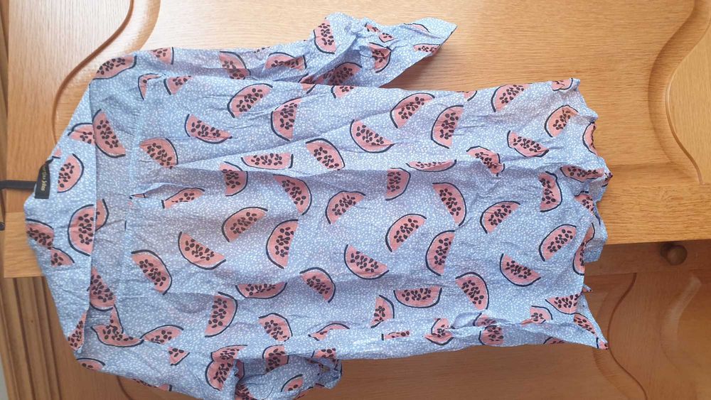 Свежа лятна риза с десен динки