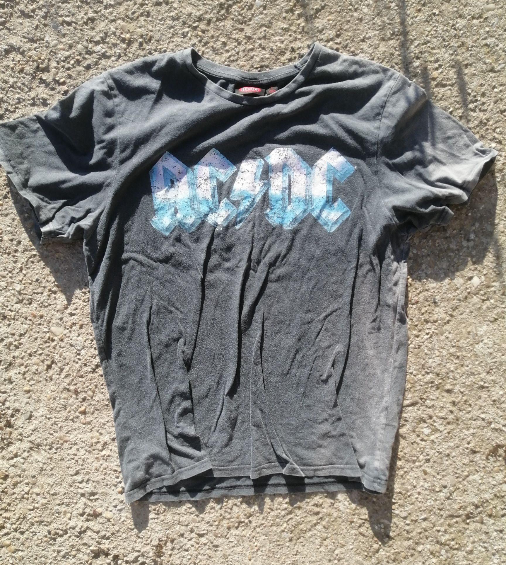 Ecko unltd, carhartt, supreme