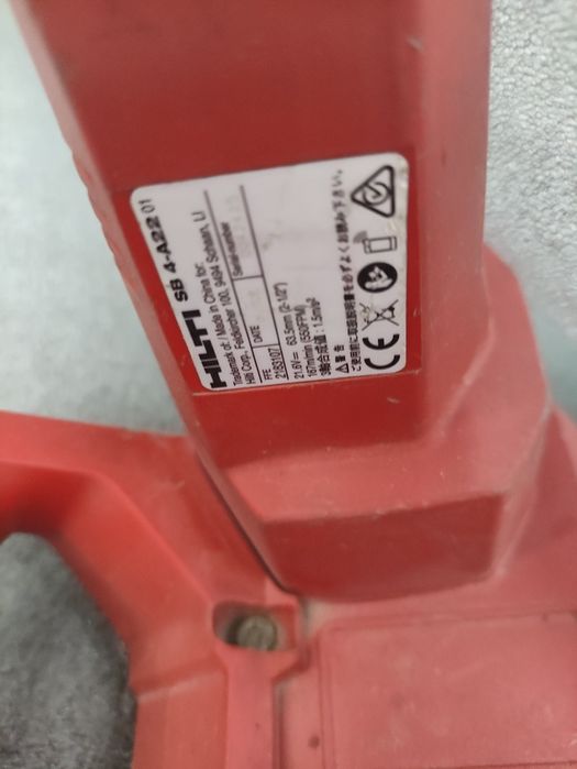 Fierăstrău bandă pamblica Hilti SB 4-A22
