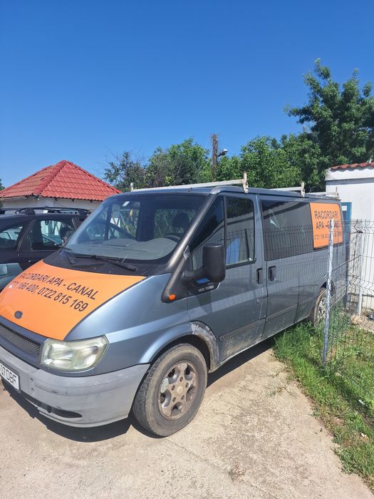 Vând Ford Tranzit