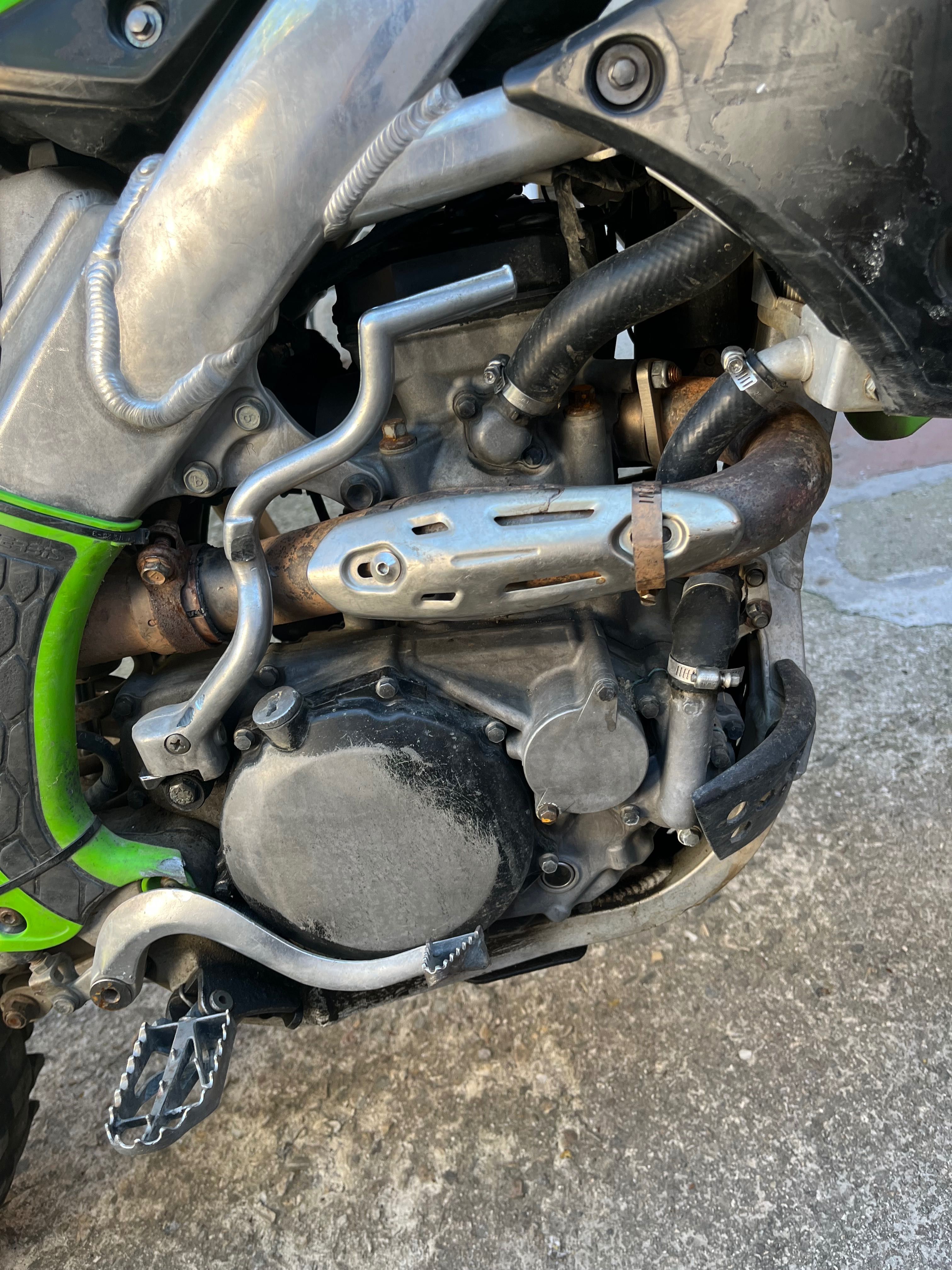 Продавам Kawasaki 2011 инджексиоан