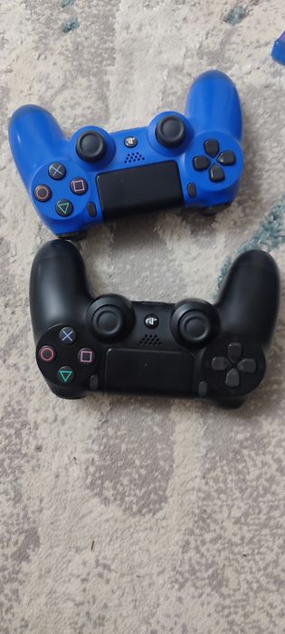 Пс 4 про в отличном состоянии