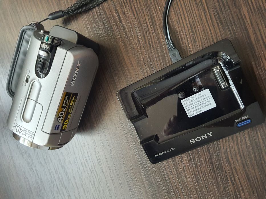 Camera video cu display digital