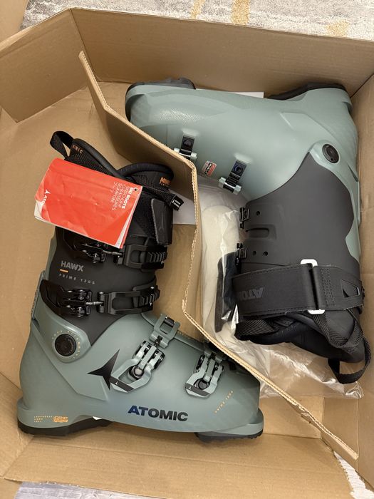 Clapari ski/schi ATOMIC HAWX PRIME 120 S GW Marime 43 - noi cu factura