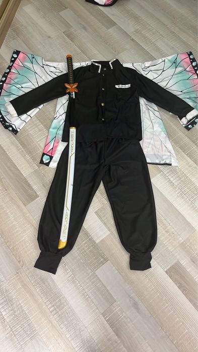 Косплей Шинобу Кочо+ катана