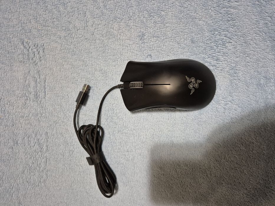 Vând Mouse Gaming Razer, DeathAdder Essetial, Negru.
