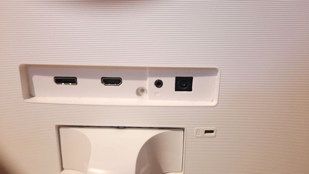 PC gaming entry-level–i3 Gen8+GTX 1060 6GB, 8GB RAM, 1TB HDD+Monitor