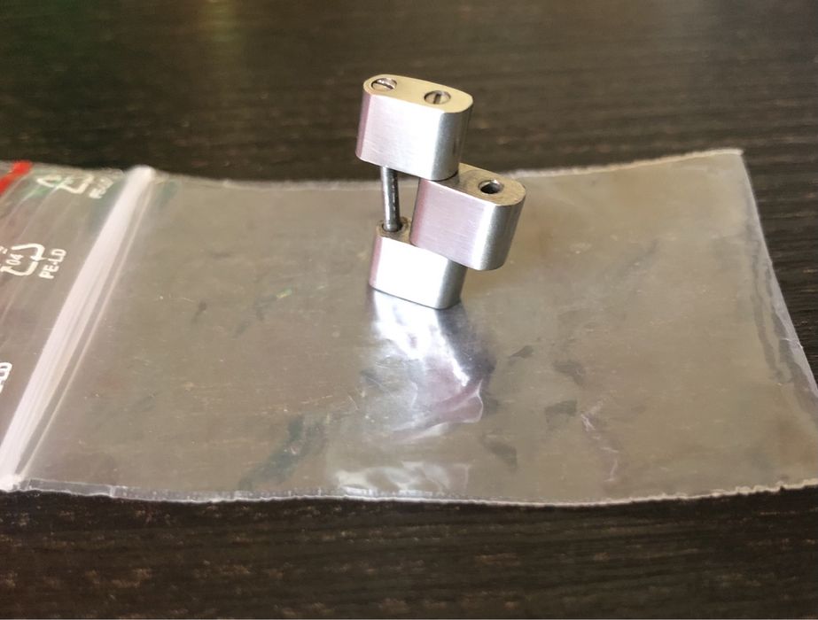 Dezmembrez bratara zale BREITLING Avenger Skyland