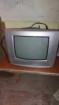 Продам маленький телевизор lg