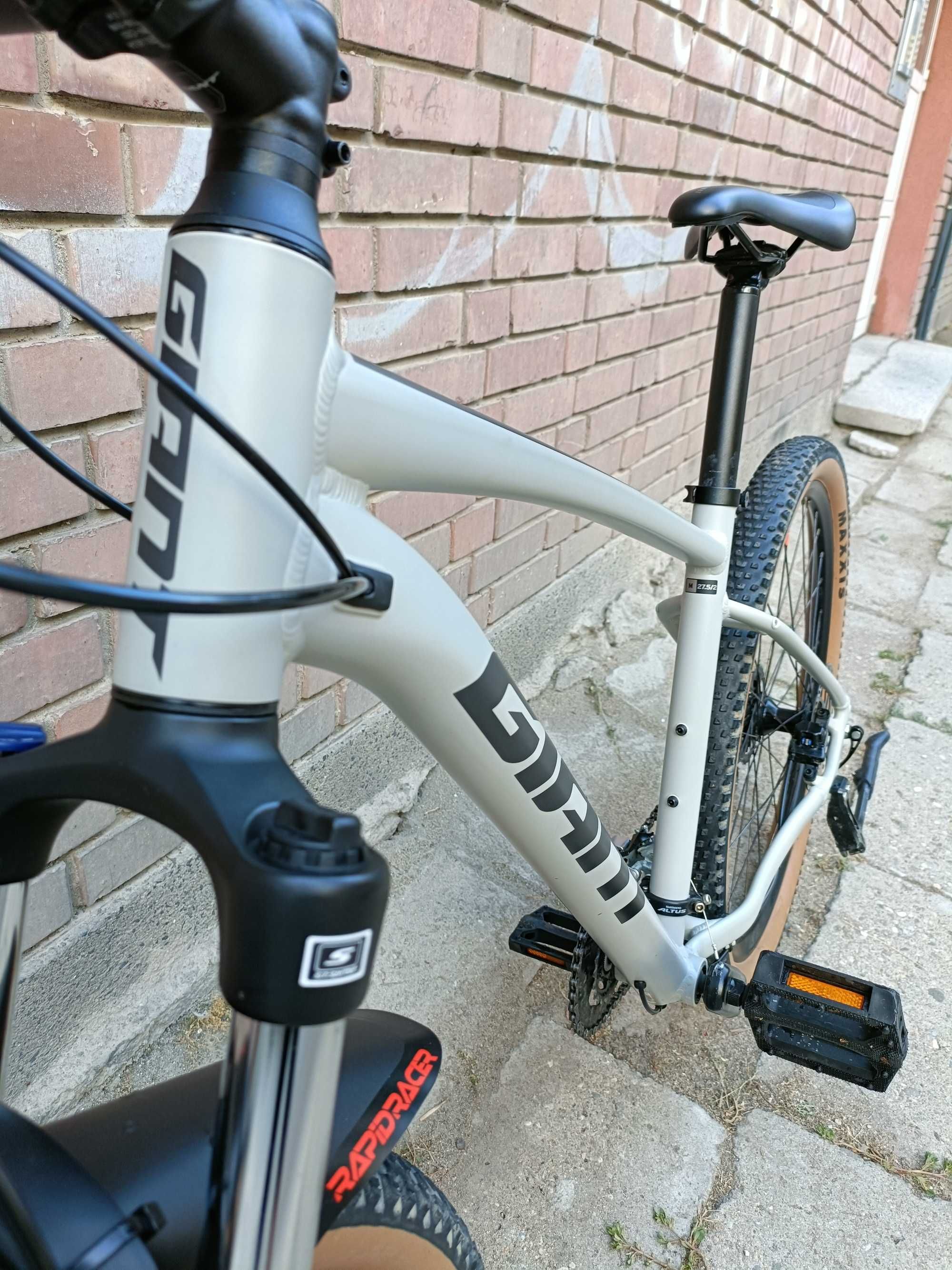 Велосипед Giant Talon 2 27.5