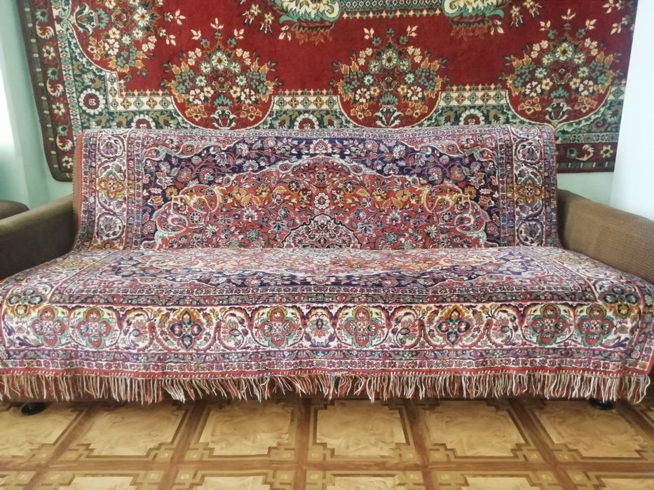 ОТДАМ ДИВАН И 2 КРЕСЛА, б /у, в хорошем состоянии, обивка велюровая