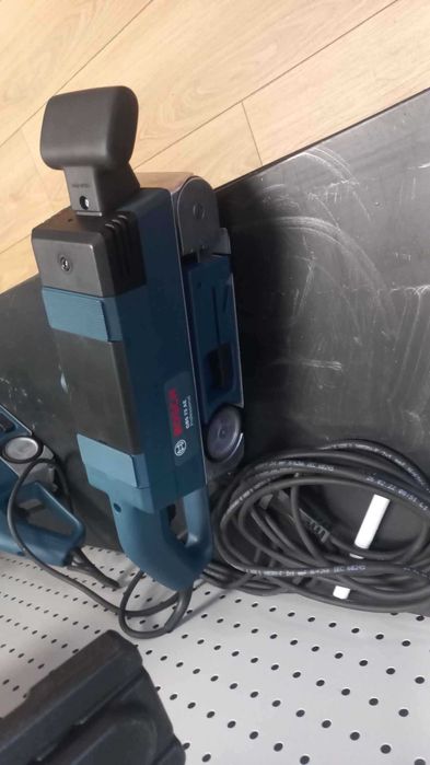RESIGILAT Slefuitor cu banda Bosch GBS 75AE