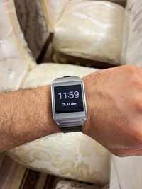 Samsung оригинал часы в отличном рабочем состоянии