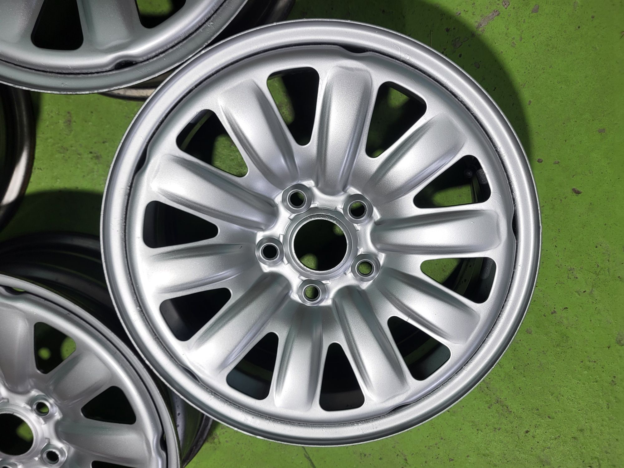 16 5x112 Vw Caddy Touran Passat Golf Skoda Audi 5х112
