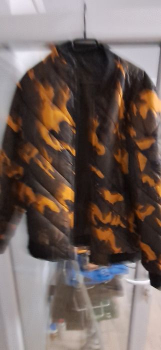 Jacheta primavara patern camuflaj