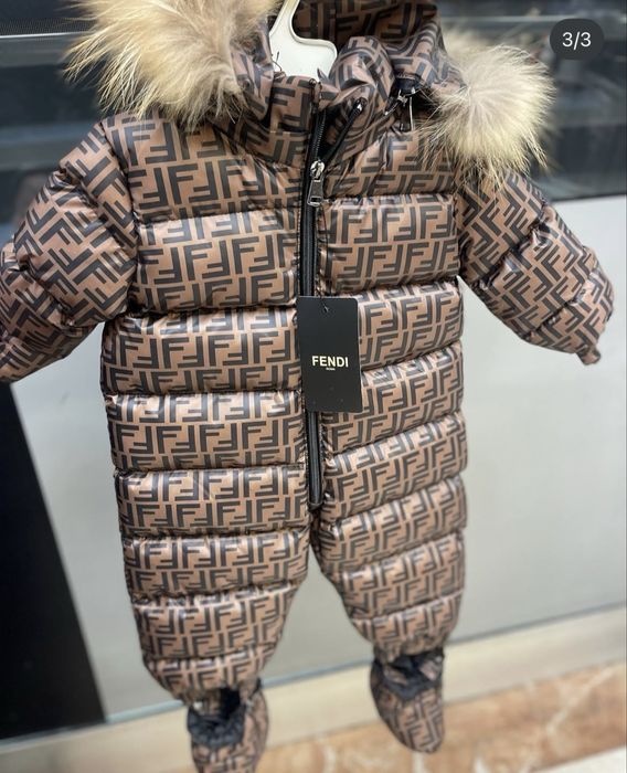 Combinezon Fendi cu blana naturala