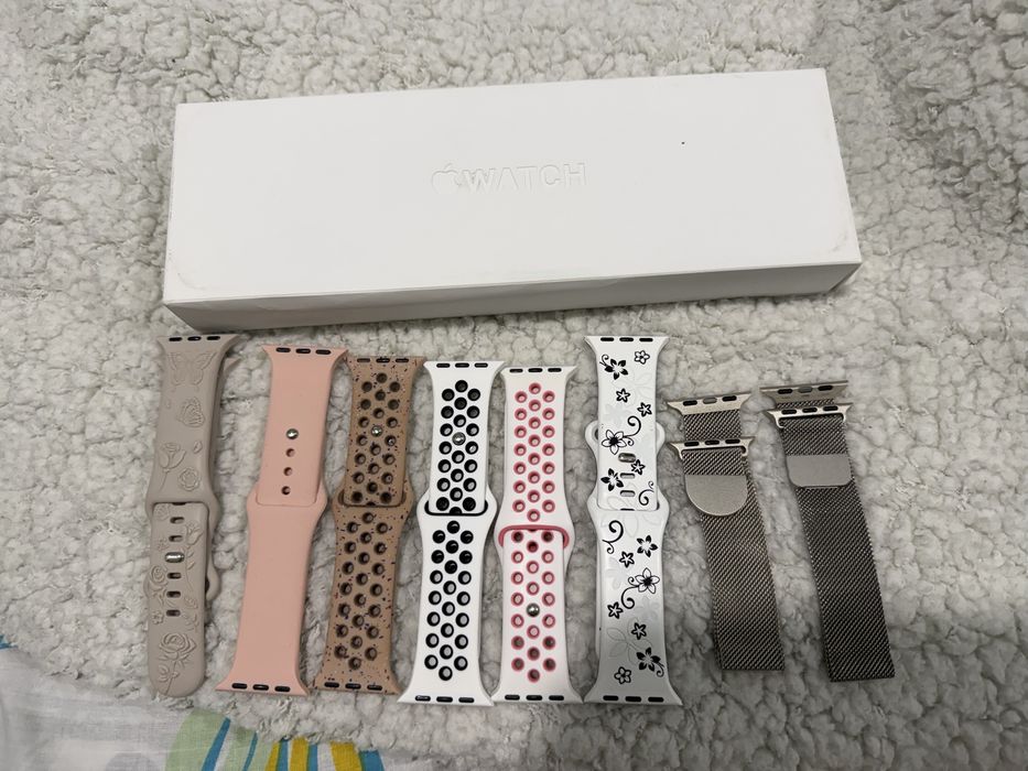 Продавам Apple Watch Series 9 41mm Starlight