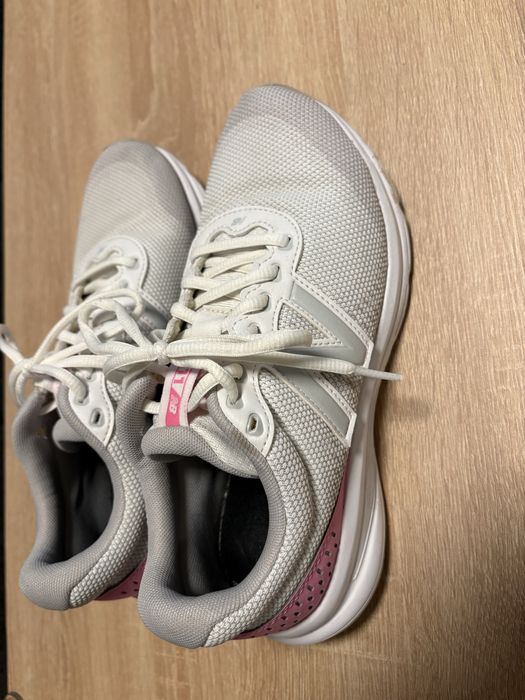 Продавам маратонки New Balance