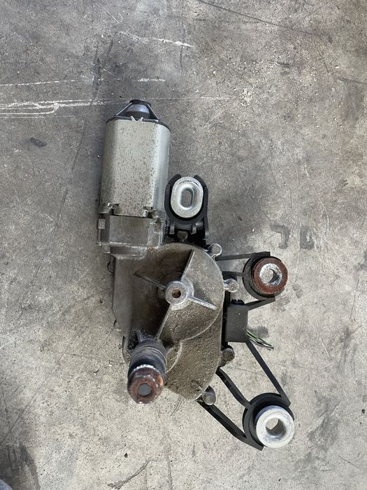 Motoras stergator spate Volkswagen golf 5 6 skoda octavia 2