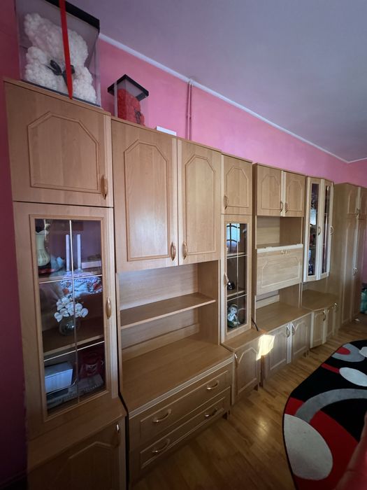 Mobila din pal , folosita