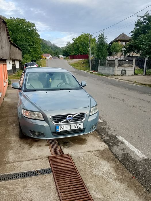 Vînd volvo v 50 motor 16 disel