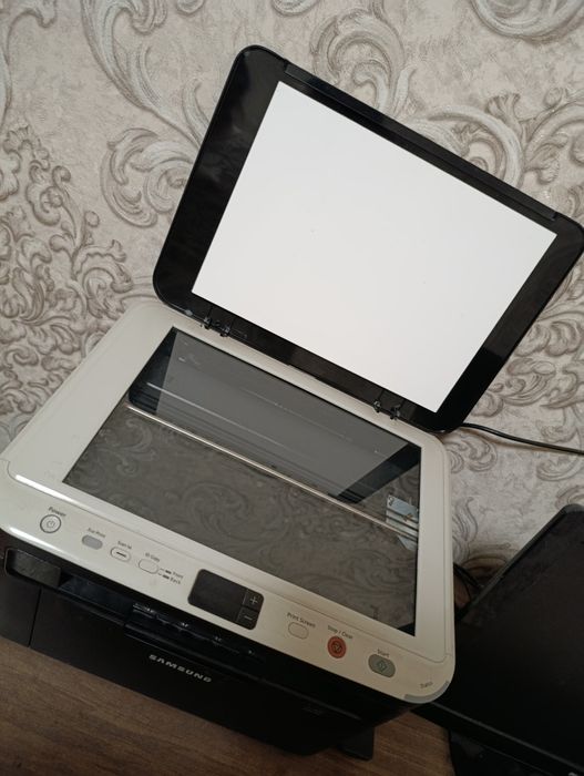 Samsung 3v1 printer sotiladi