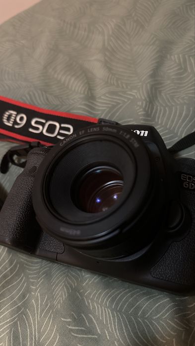 Canon 6D + Obiectiv Canon 50mm f/1.8 – DSLR Full Frame