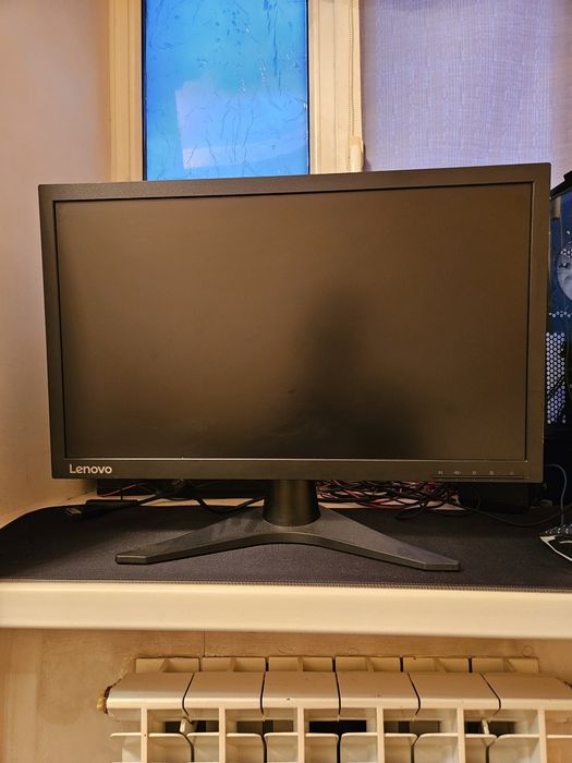 Монитор Lenovo G24 10