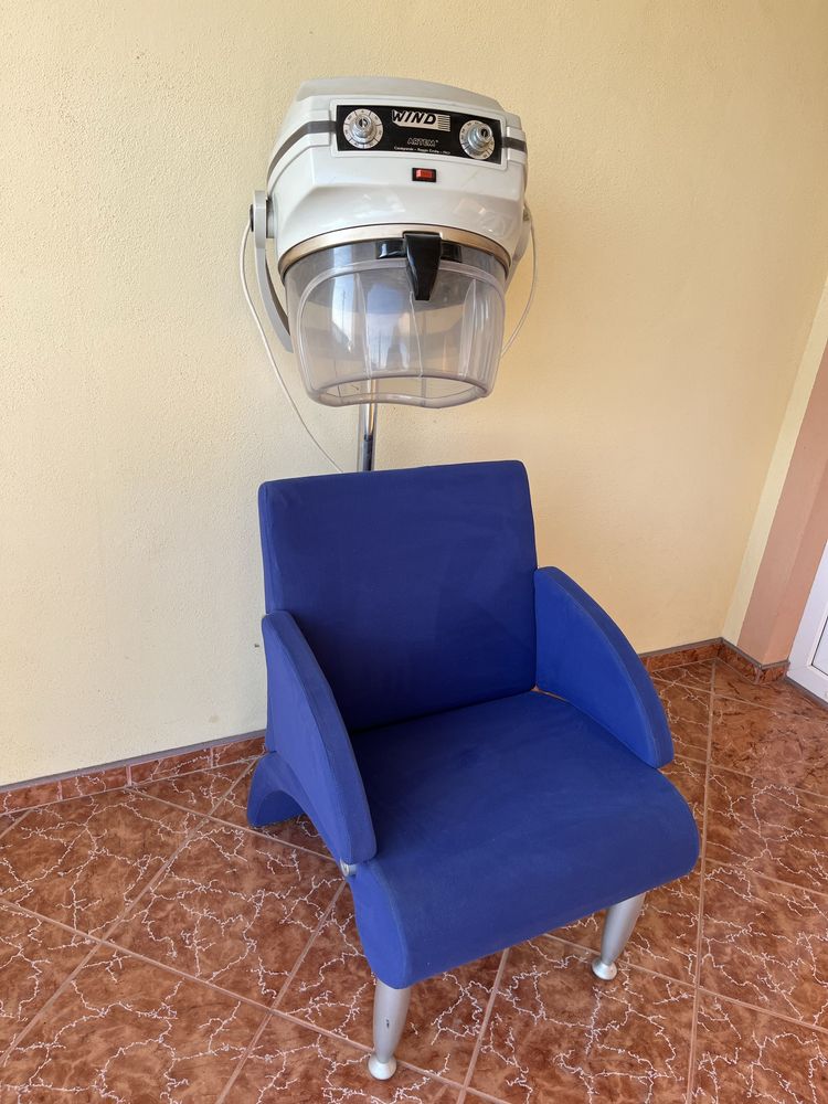 Scaun cu casca de coafor
