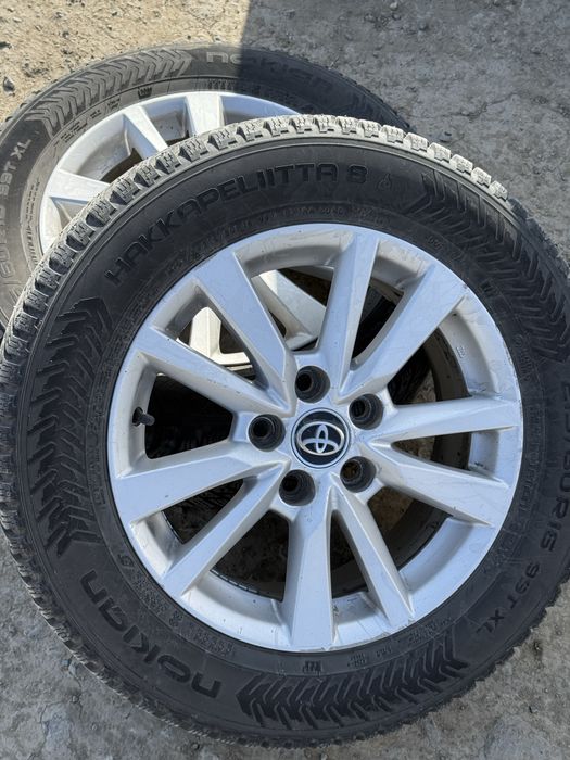 Шины с дисками в отличном состоянии