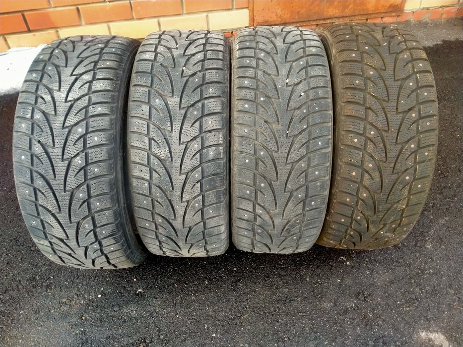 Резина 215/45/17