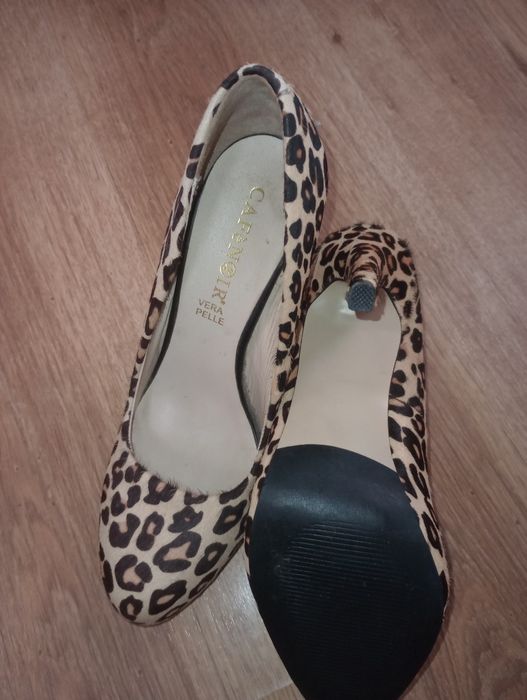 Pantofi mărimea 36