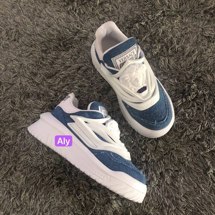 Adidași New Odiseea