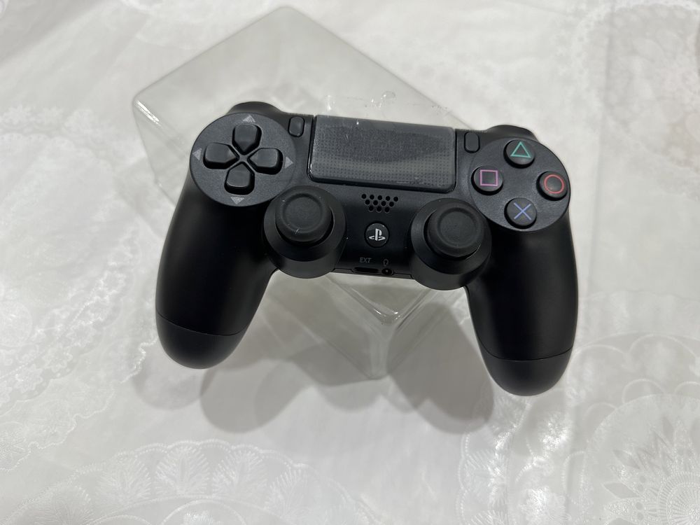 DualShock 4  джойстики