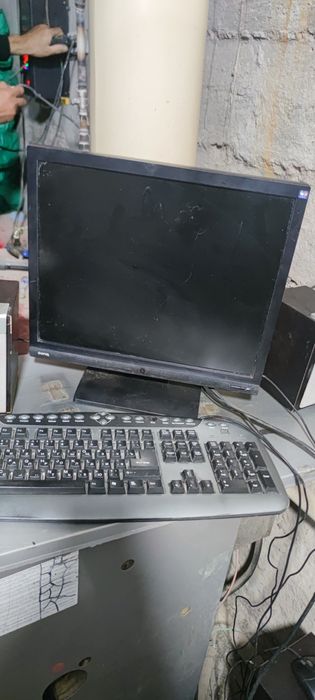 Компьютер домашний чотка работает