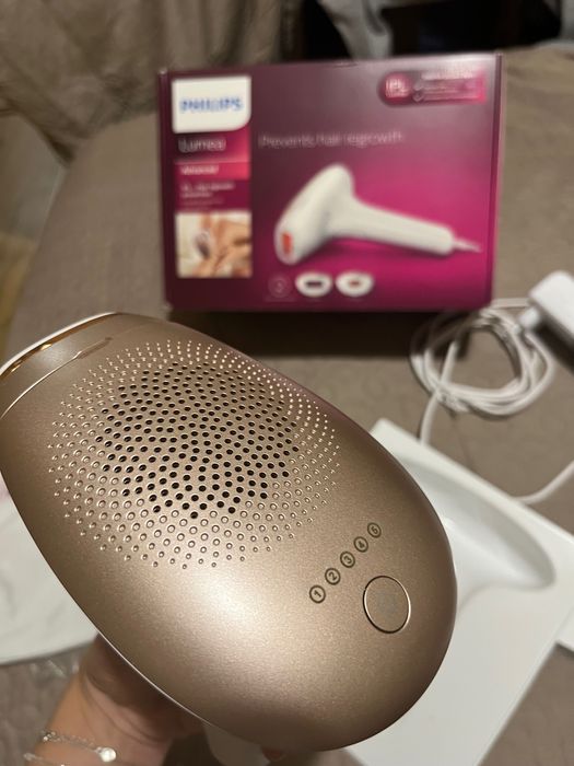 Фотоепилатор Philips Lumea SC1997/00