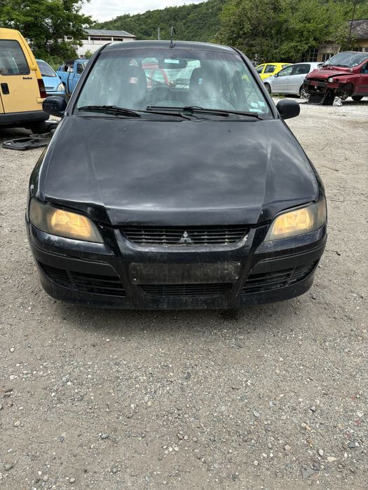 Мицубиши спейс стар 1.8 дизел на части.