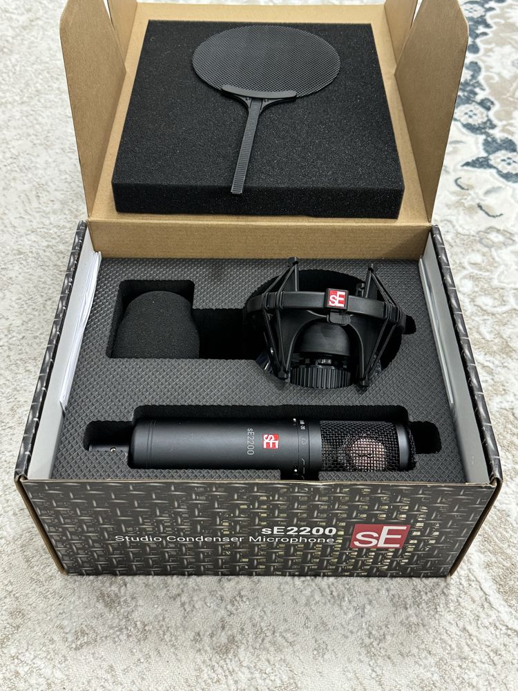 Микрофон sE electronics 2200