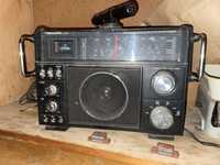 Radio Shack SW100 12-649 Multiband Receiver Shortwave AM/FM
