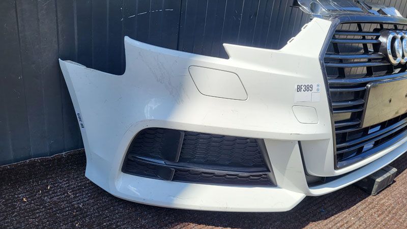 Audi A3 8V 8V0 S-line Facelift Bara fata grila spoiler BF389